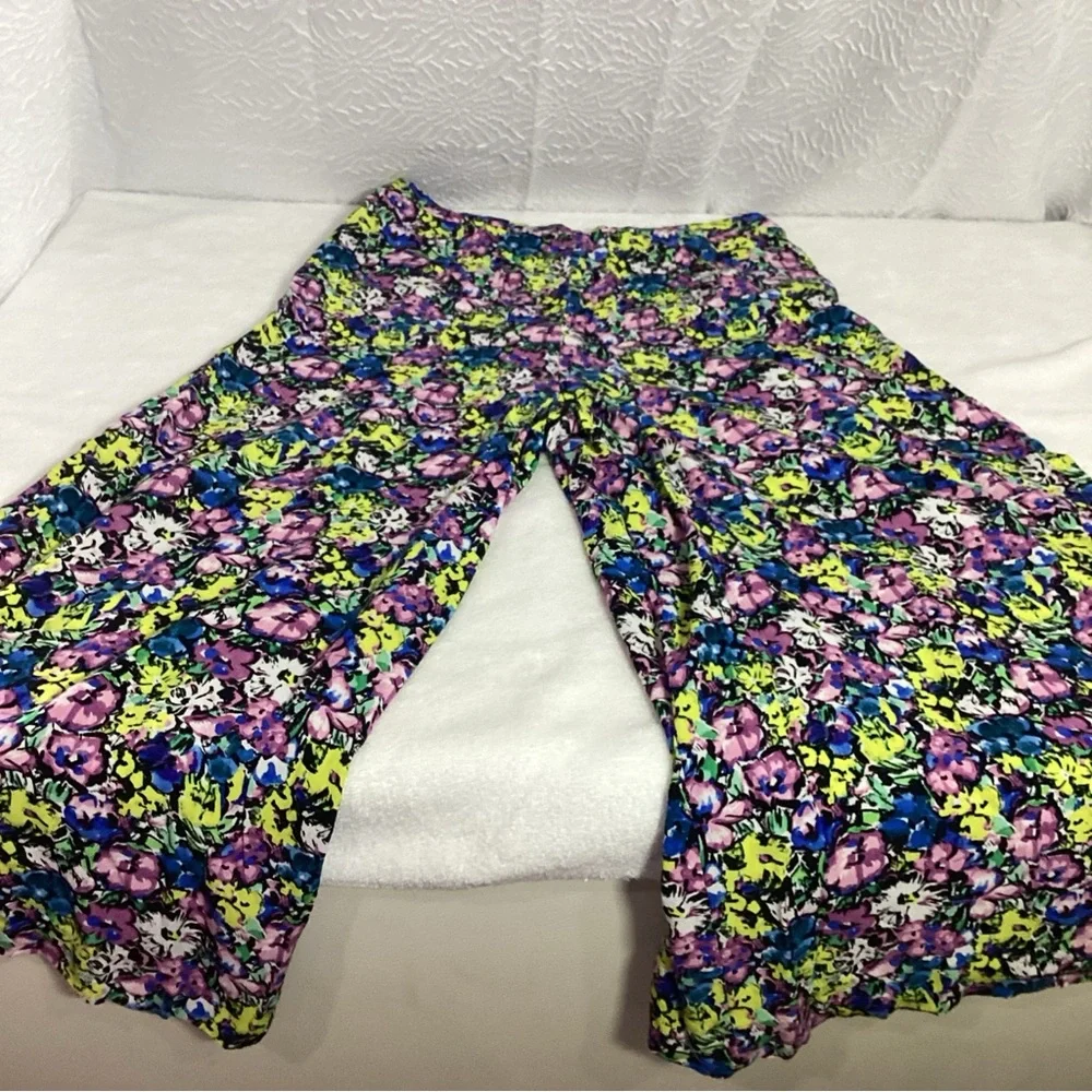 Zara Women Large Wide Leg Floral Print Culotte Pants with Pockets & Side Zip